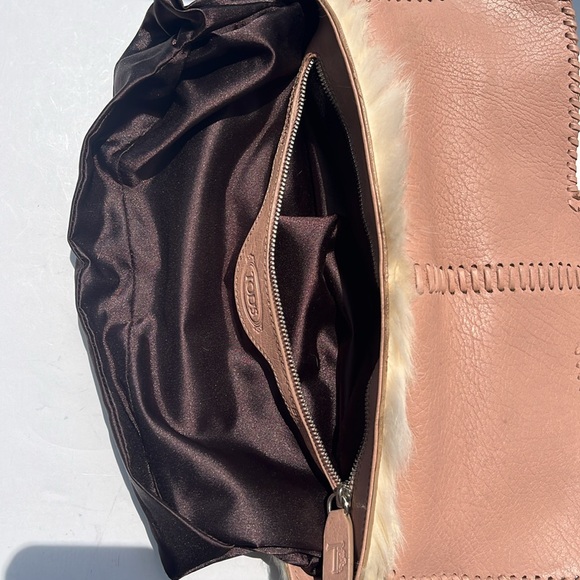 Auth. Vintage Tod's Rabbit Fur Suede/Leather Shoulder Handbag - Picture 9 of 16